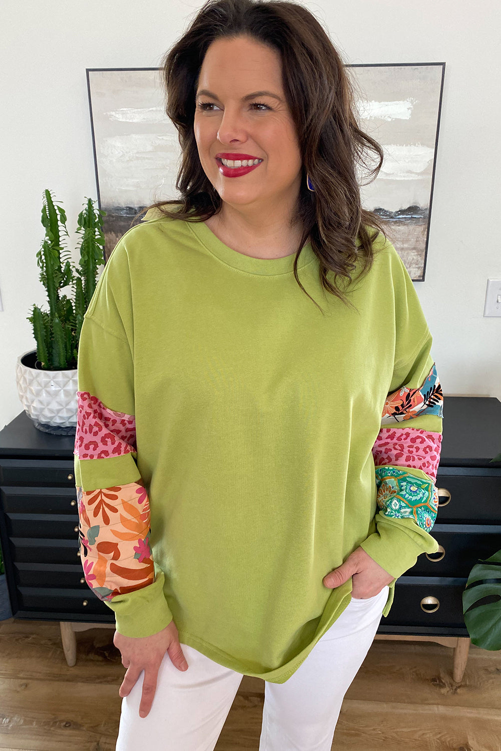 Beige Plus Size Printed Patchwork Sleeve Split Sweatshirt