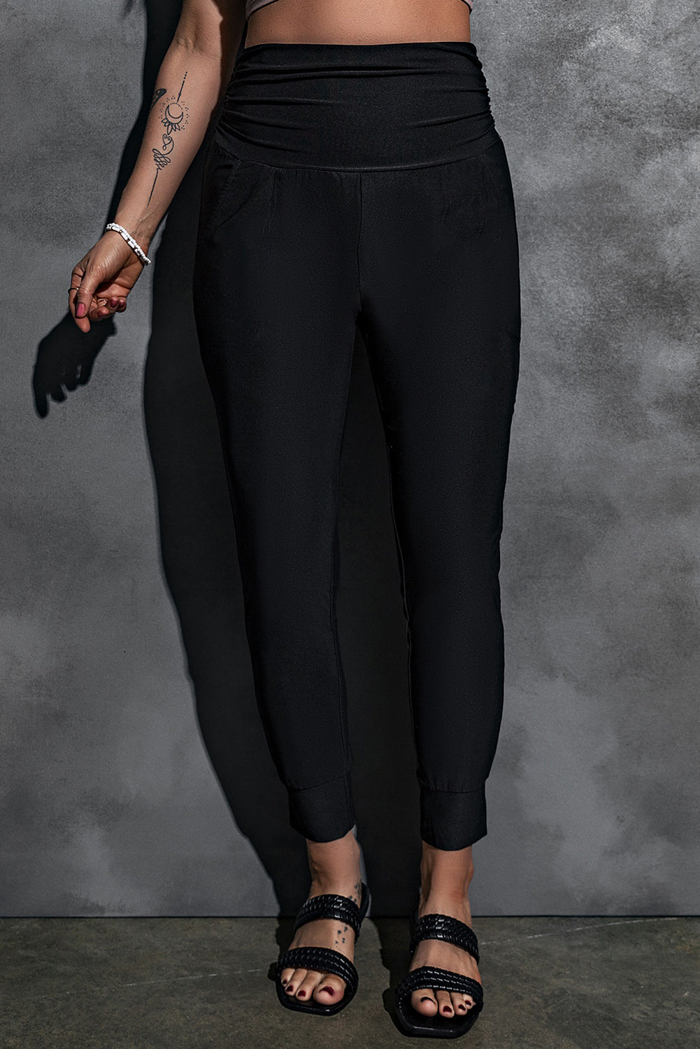 Black High Waist Pleated Pocket Leggings - Glimmer Road 